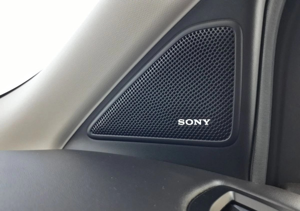 Ford Kuga cena 99900 przebieg: 86946, rok produkcji 2018 z Poznań małe 466